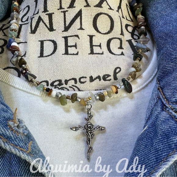 Alquimia Jewelry - Indian agate beaded silver cross necklace